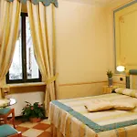 Leon D'oro Hotel