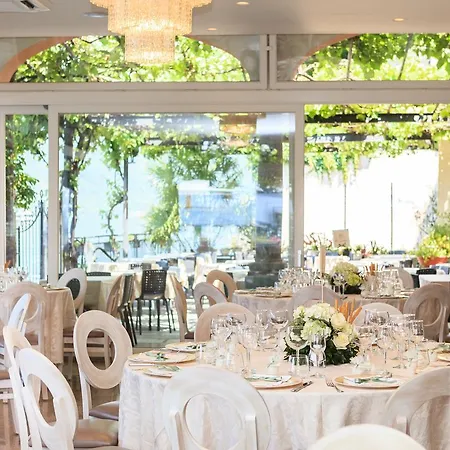 Hotell Leon D'oro 3*